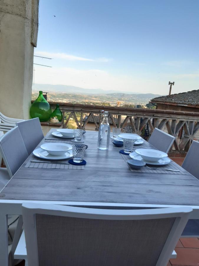 Appartamento Viola 27 Perugia Bagian luar foto