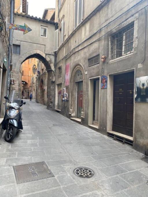 Appartamento Viola 27 Perugia Bagian luar foto